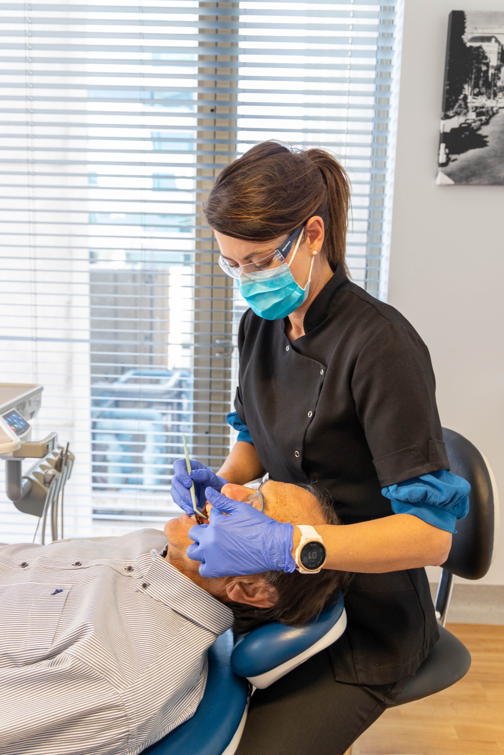 dental implants pic 3 scaled